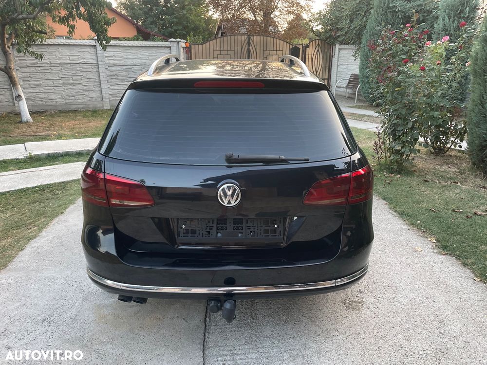 Volkswagen Passat - 11