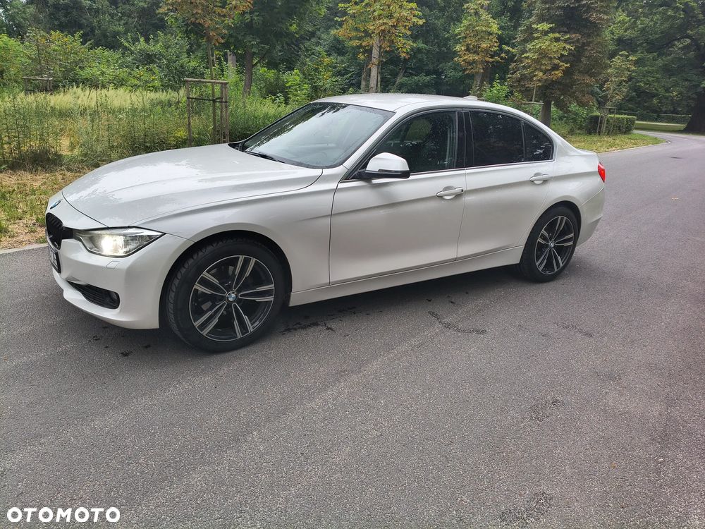 BMW 3 Series 2013 photo 3