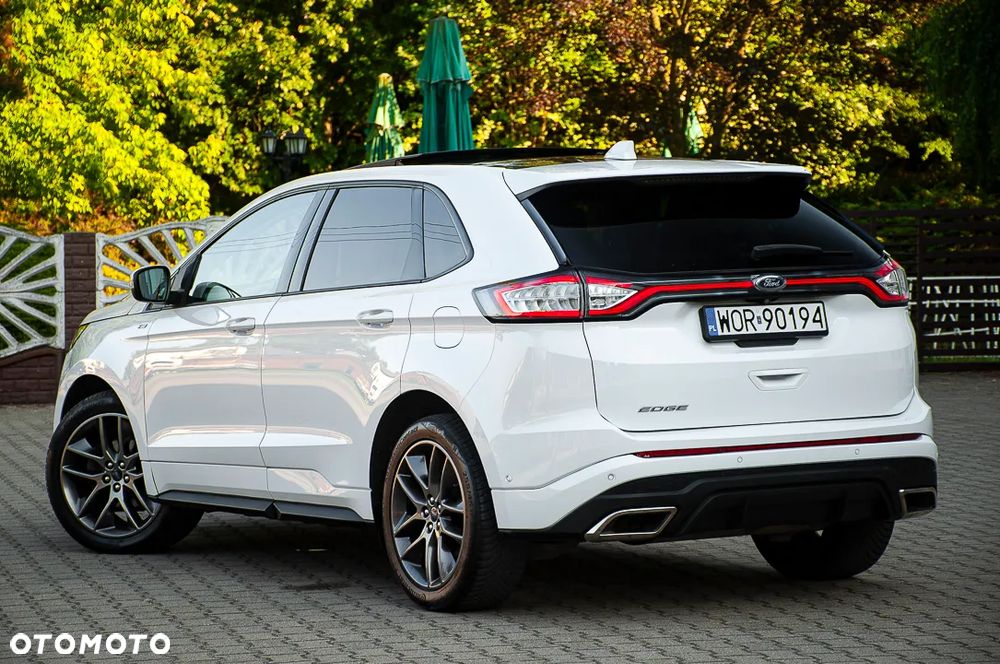 Ford Edge 2.0 TDCi Twin-Turbo 4WD ST-Line - 14