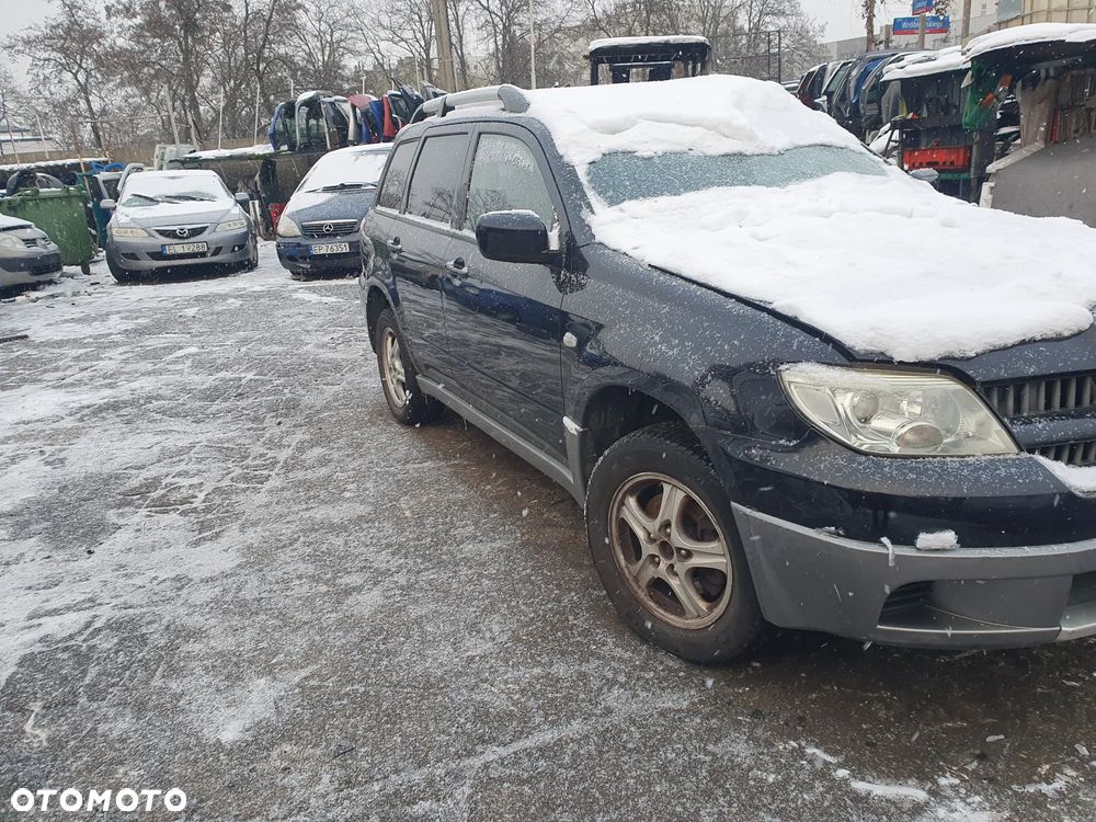Mitsubishi Outlander 2.0 100 kW na części rok 2005 - 10