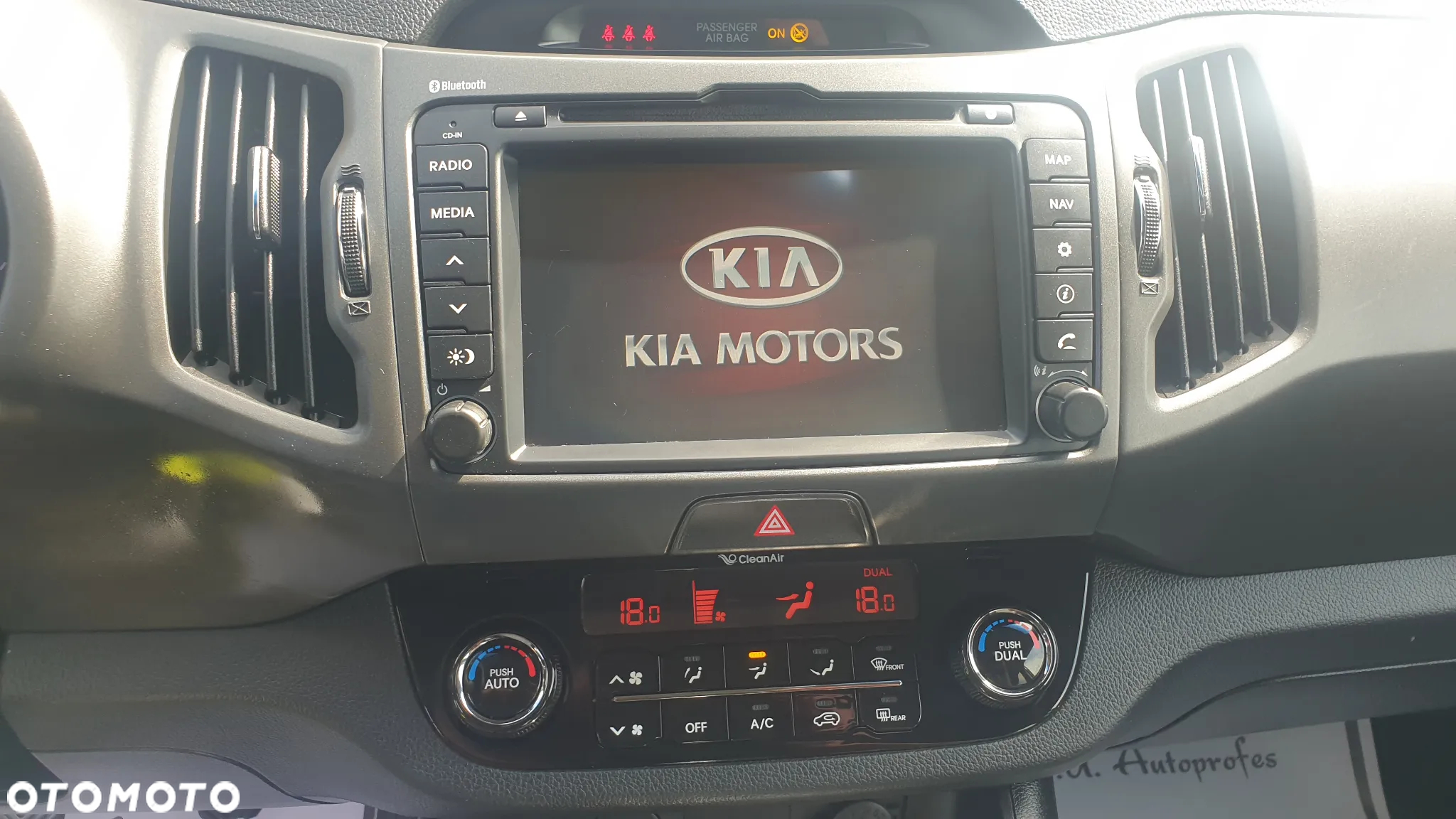 Kia Sportage - 16
