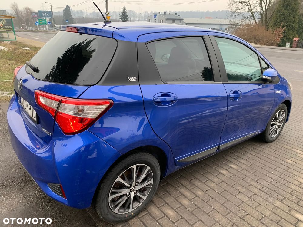 Toyota Yaris 1.5 VVT-i Y20 Team Deutschland - 4