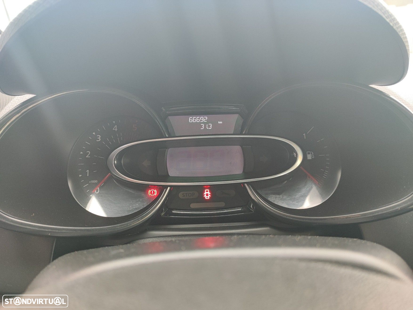 Renault Clio 1.5 dCi Zen - 11
