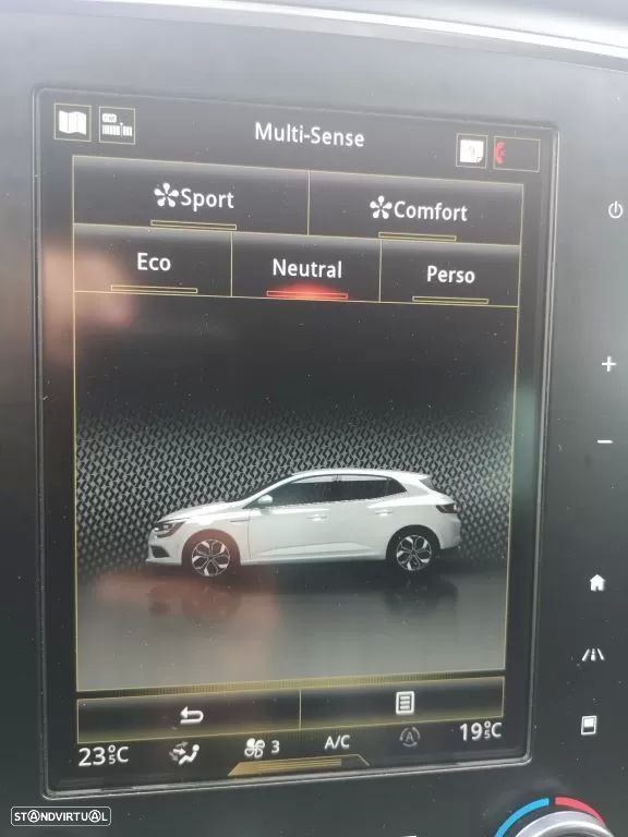 Renault Mégane - 25
