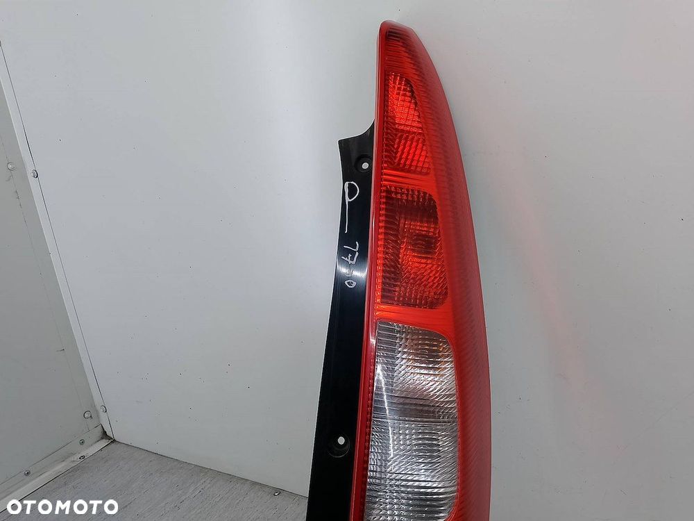 LAMPA TYLNA PRAWA MITSUBISHI COLT VI MR957374 HATCHBACK - 5