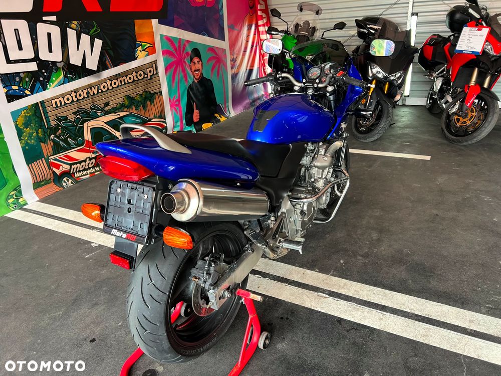 Honda CB - 12