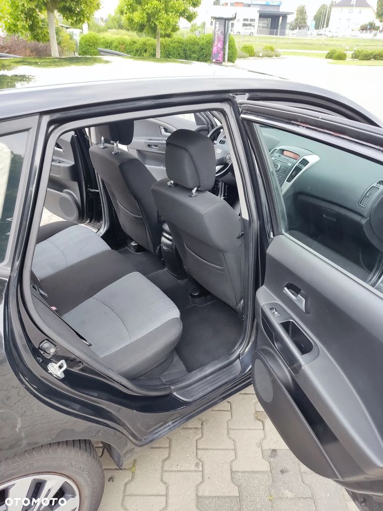 Kia Ceed 1.6 Crdi Comfort + - 17