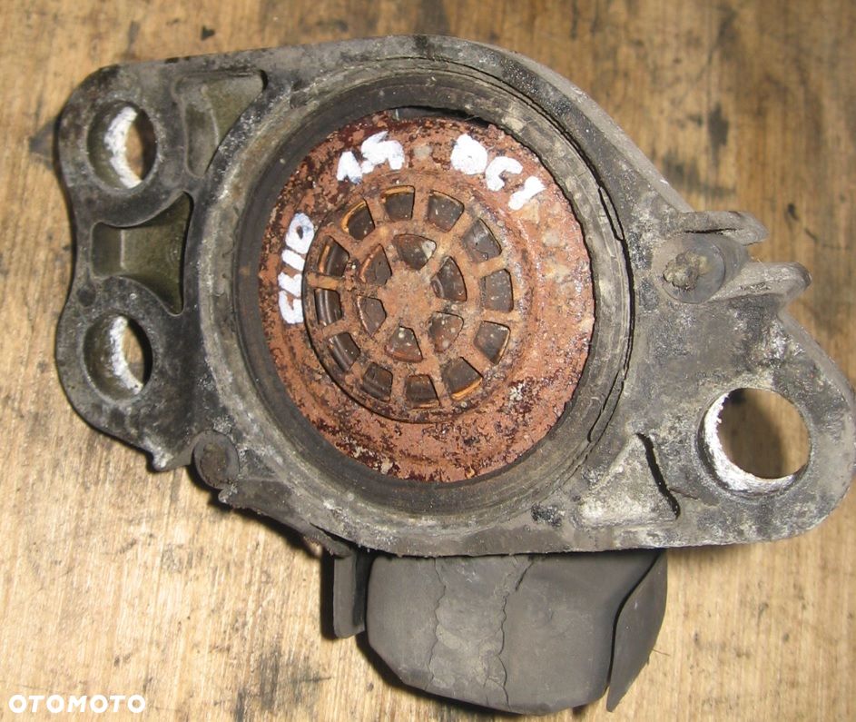 poduszka silnika skrzyni CLIO II 1.5 DCI RENAULT - 2