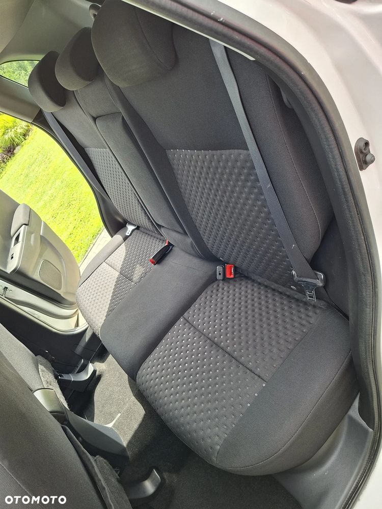 Mitsubishi ASX - 30