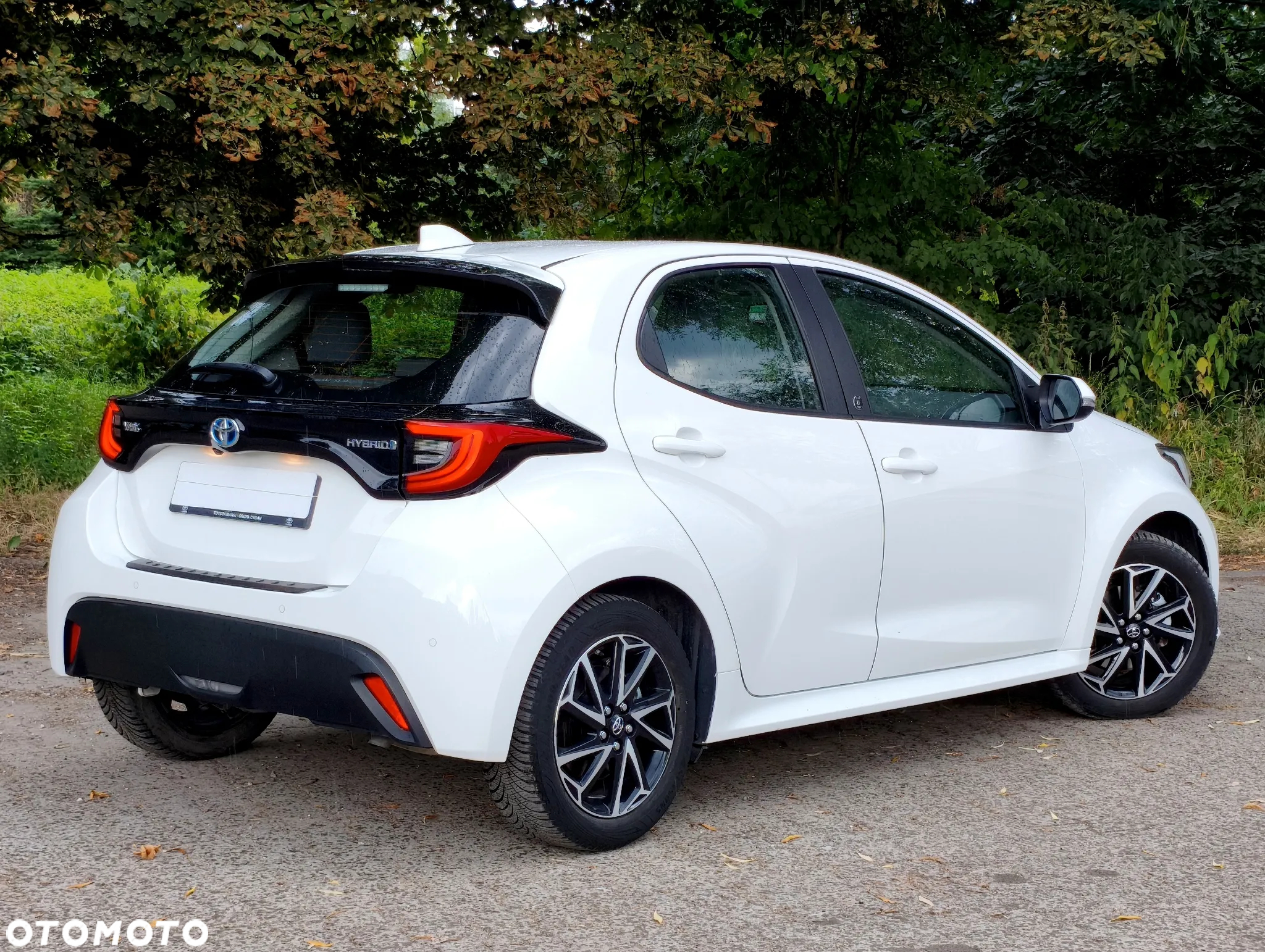 Toyota Yaris Hybrid 1.5 Comfort - 23