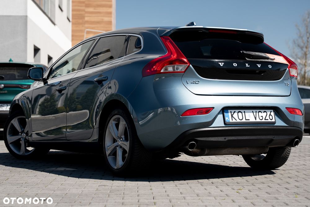 Volvo V40 T3 - 15