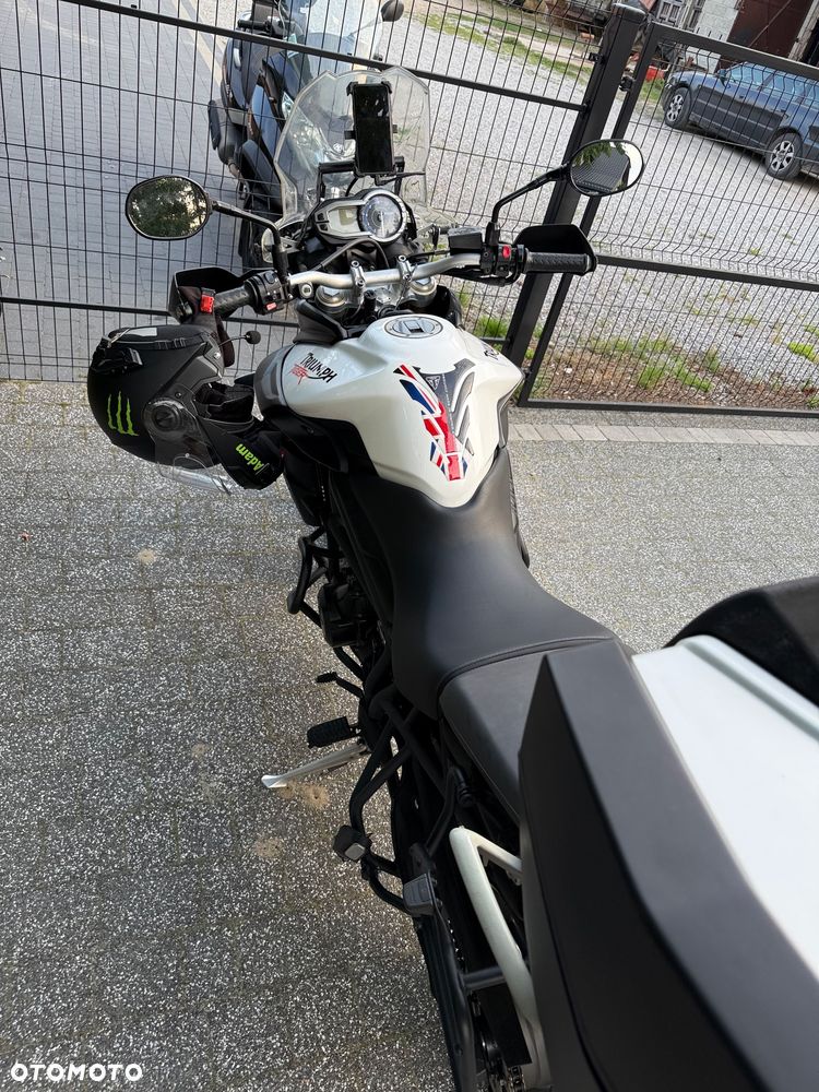 Triumph Tiger - 2