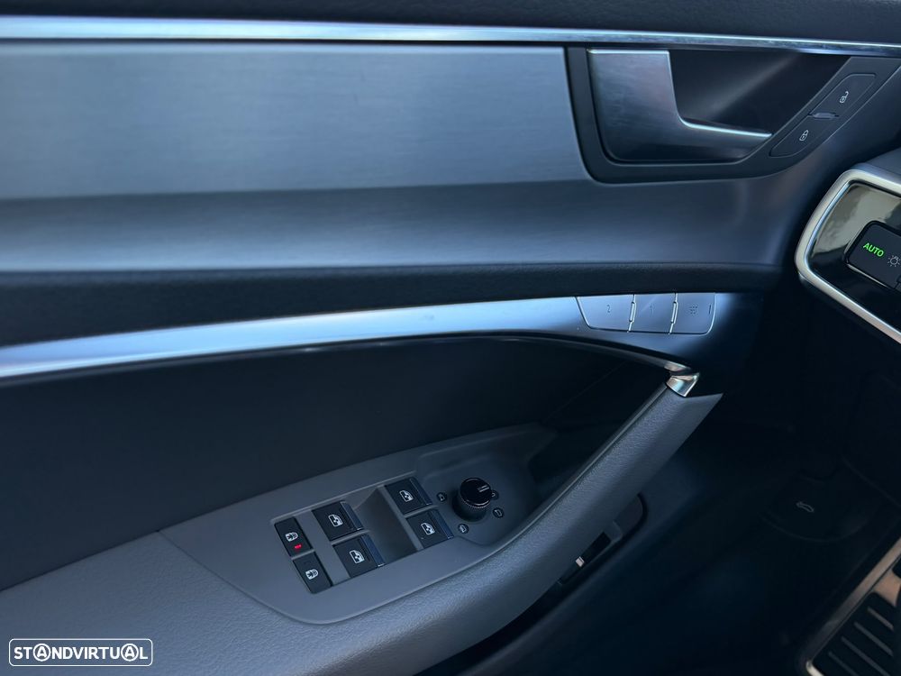 Audi A6 Avant 55 TFSIe quattro Sport S tronic - 14