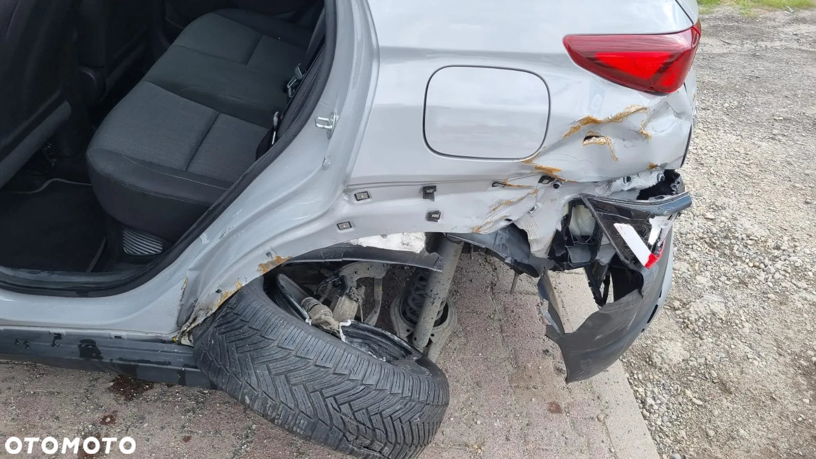 Hyundai Kona 1.6 GDI Hybrid Comfort DCT - 28