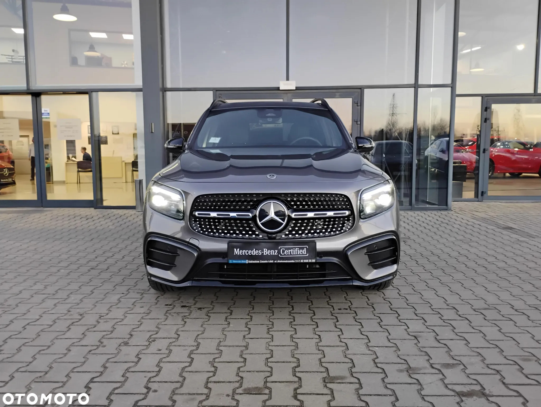 Mercedes-Benz GLB 200 AMG Line 7G-DCT - 2