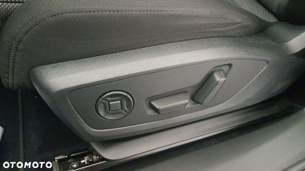 Audi Q4 e-tron - 25