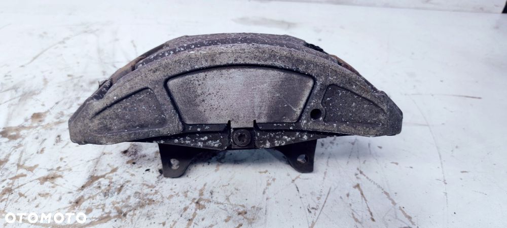 ZACISK HAMULCOWY PRAWY PRZÓD AUDI A8 D4 4H06AC - 2