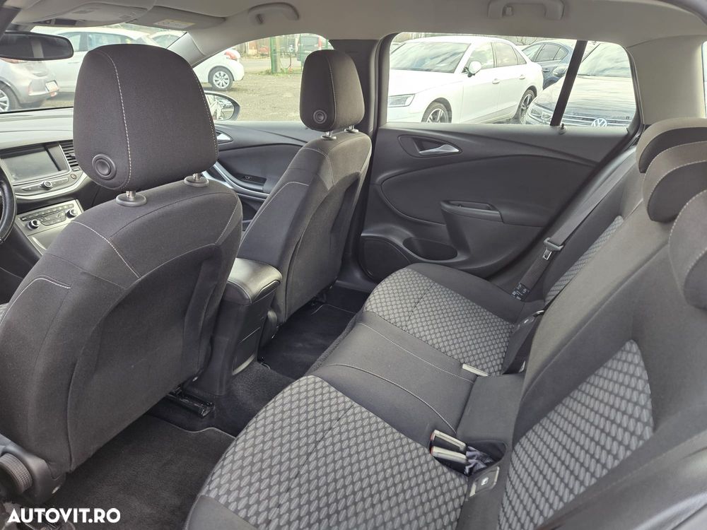 Opel Astra 1.6 CDTI ECOTEC Enjoy - 6