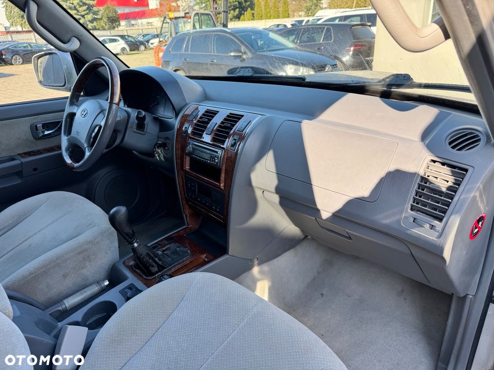 Hyundai Terracan 2.9 CRDi GLS - 10