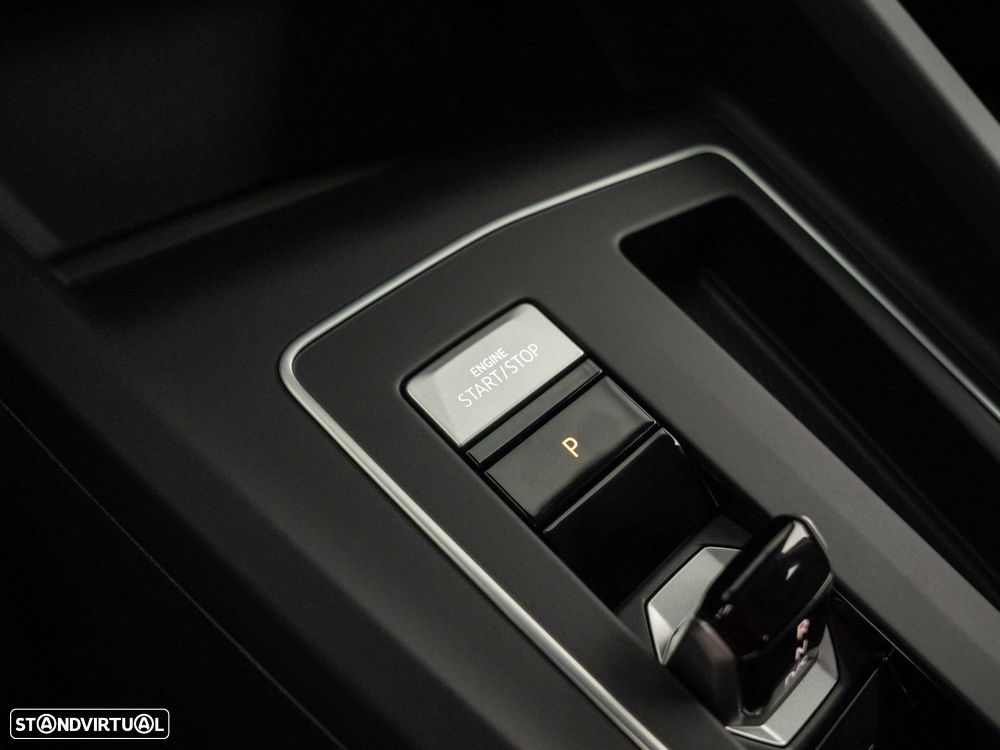 VW Golf 1.5 TSI e-Hybrid Life DSG - 24