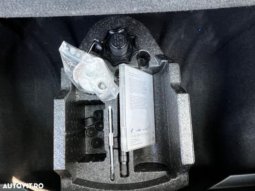 Volkswagen Passat 1.6 TDI (BlueMotion Technology) Comfortline - 31