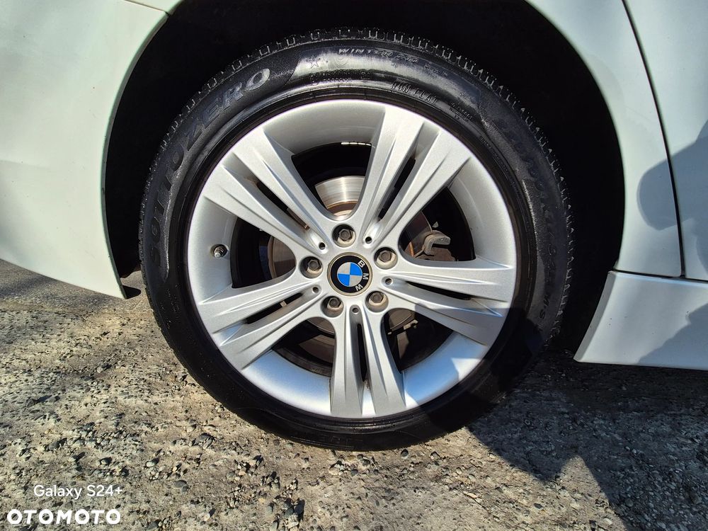 BMW Seria 3 318i Sport Line - 17