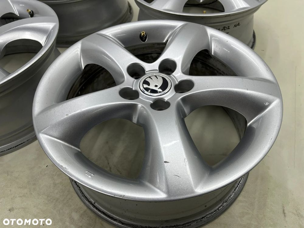 Felgi aluminiowe Skoda Fabia 2 II Roomster Praktik Ibiza Polo Fox 07-14r. r15 cali 6jx15 ET43 5x100 - 19