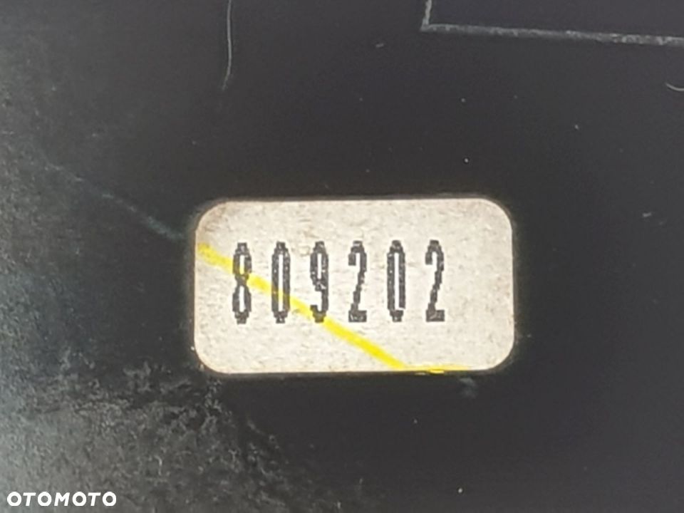 TOYOTA RAV4 2015-2018 rok Czujnik Klapy Prawa i Lewa - 8