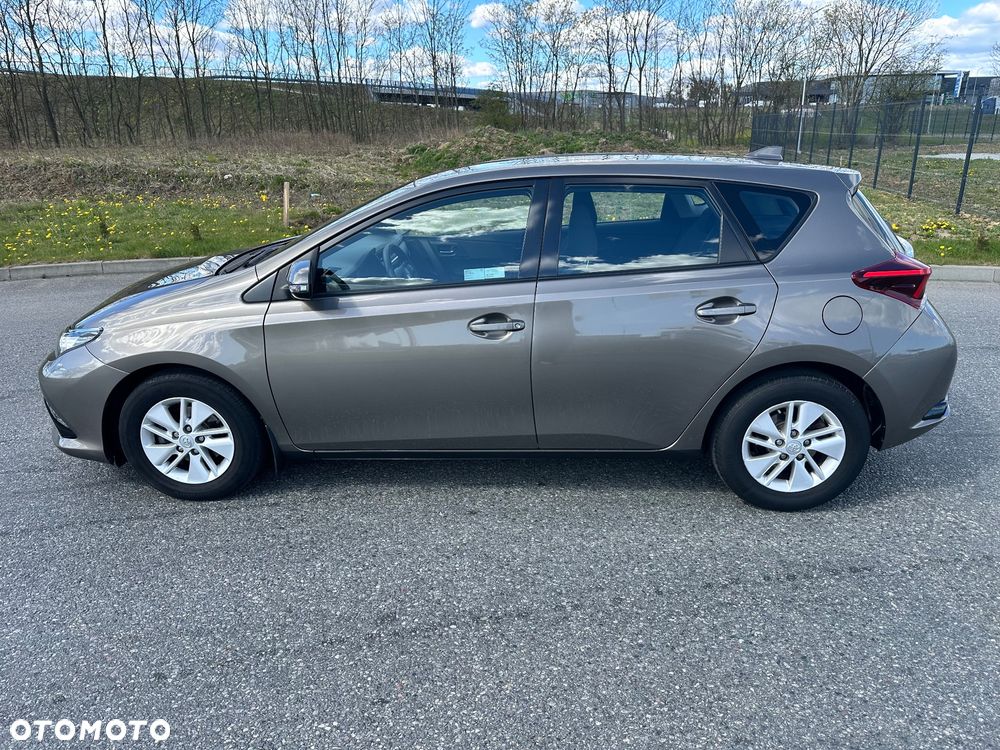 Toyota Auris 1.33 VVT-i Active - 5