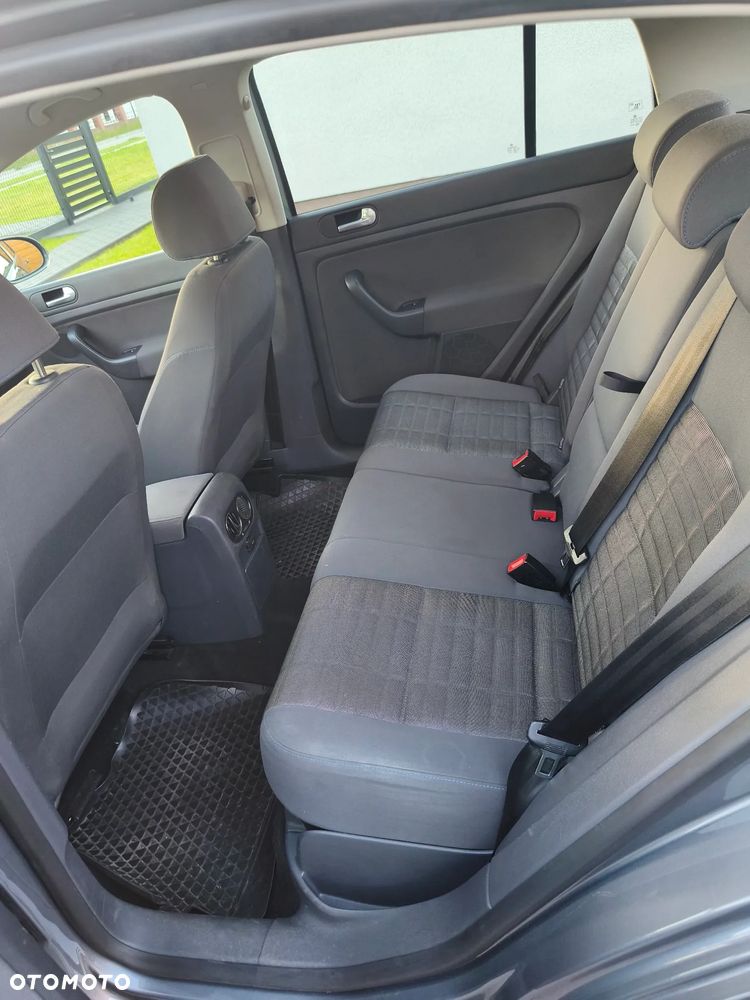 Volkswagen Golf Plus 1.6 Trendline - 12