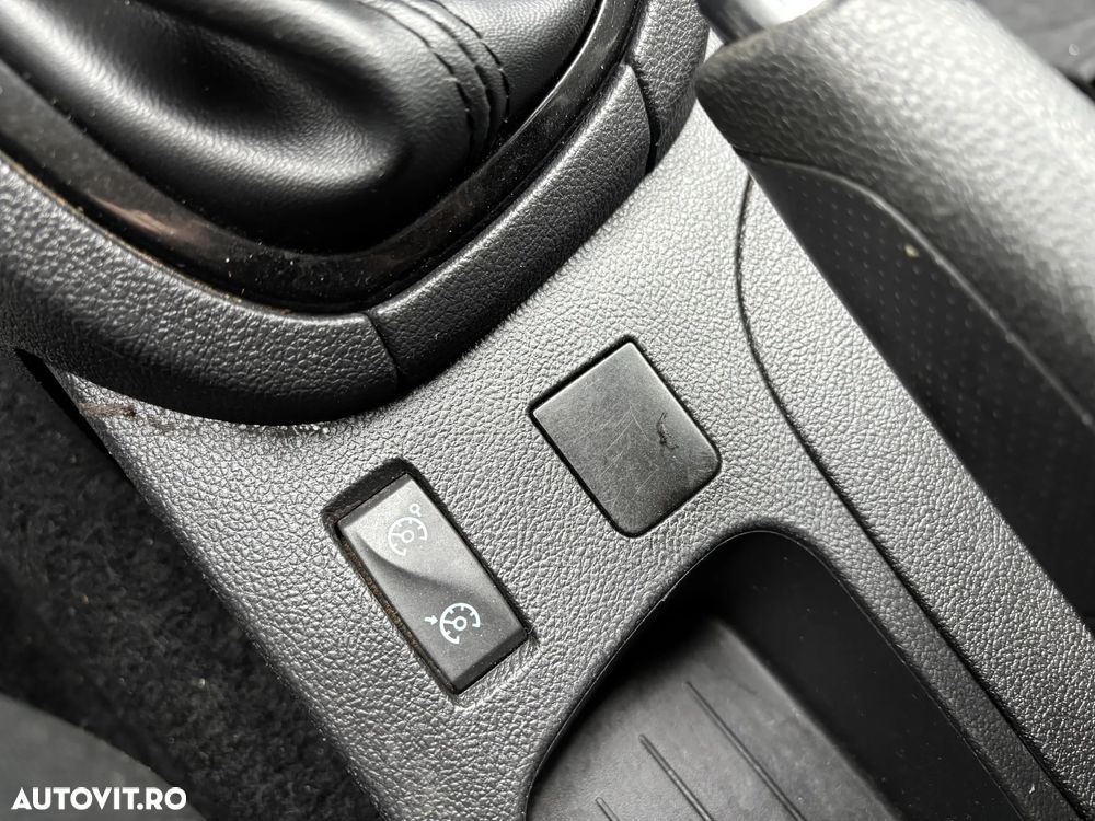 Renault Clio 0.9 TCe Life - 22