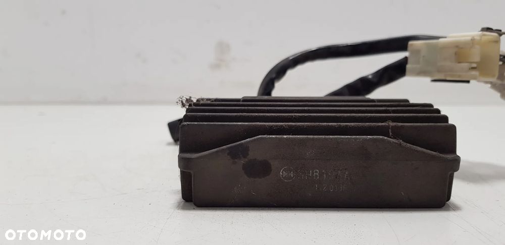 Piaggio MP3 125 Yourban Regulator Napięcia - 2