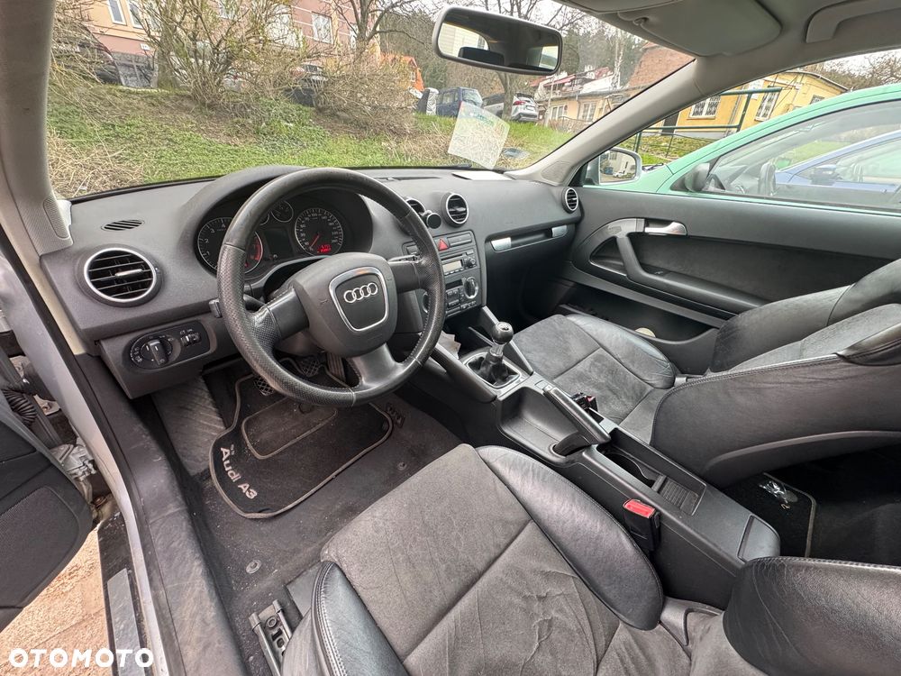 Audi A3 3-drzwiowe 1.6 FSI Ambiente - 5