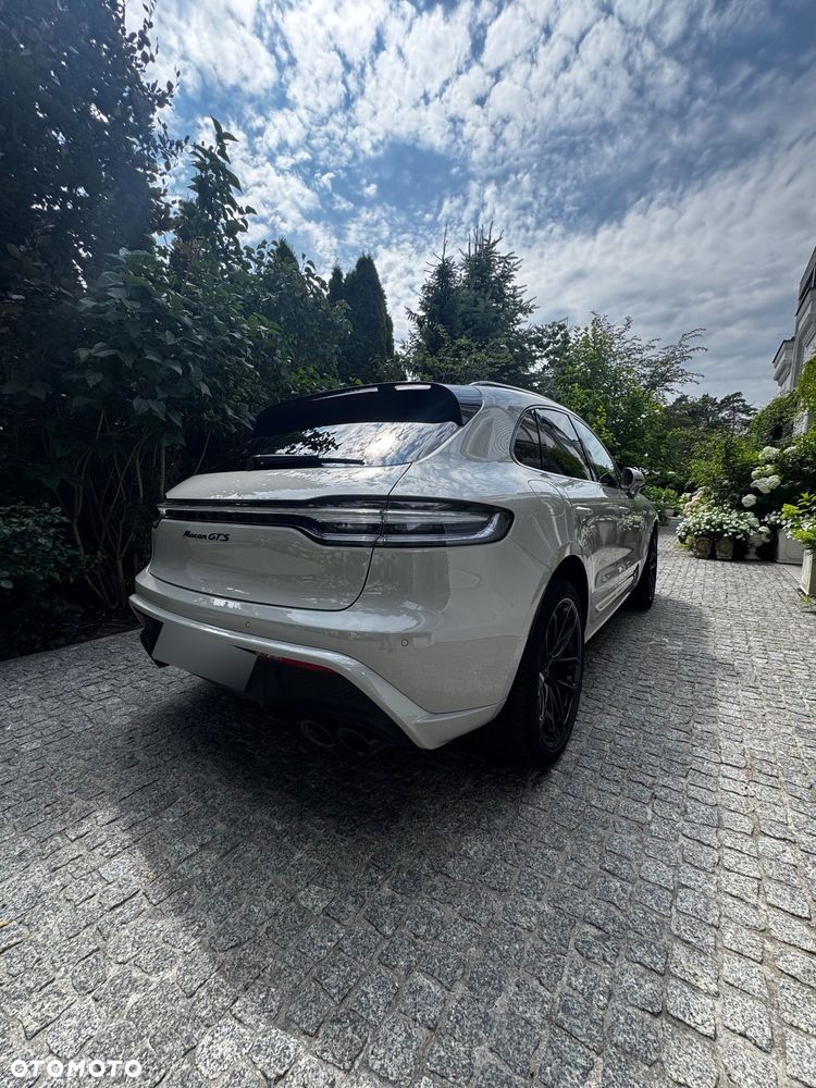 Porsche Macan - 4