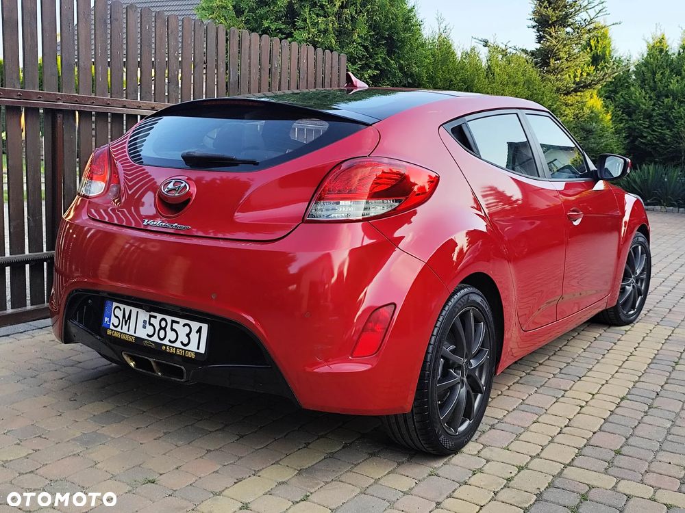 Hyundai Veloster 1.6 Style - 27