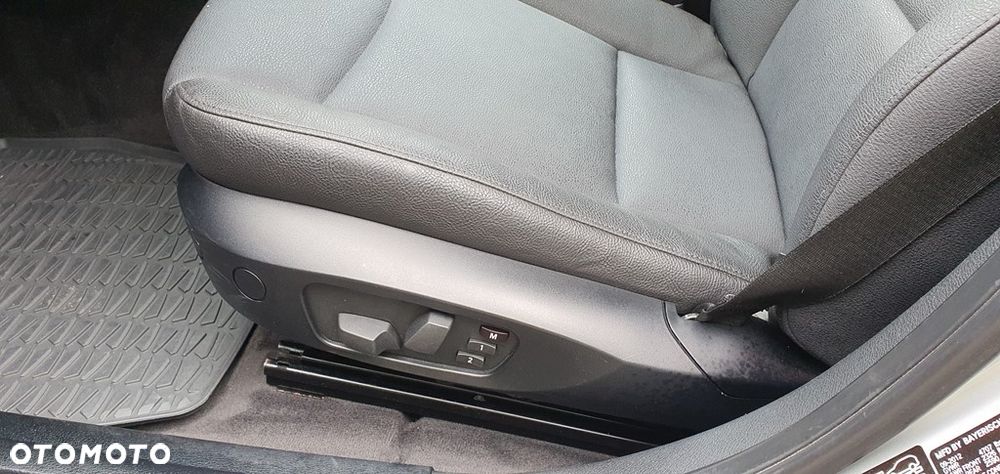 BMW X1 xDrive28i Sport Line - 12