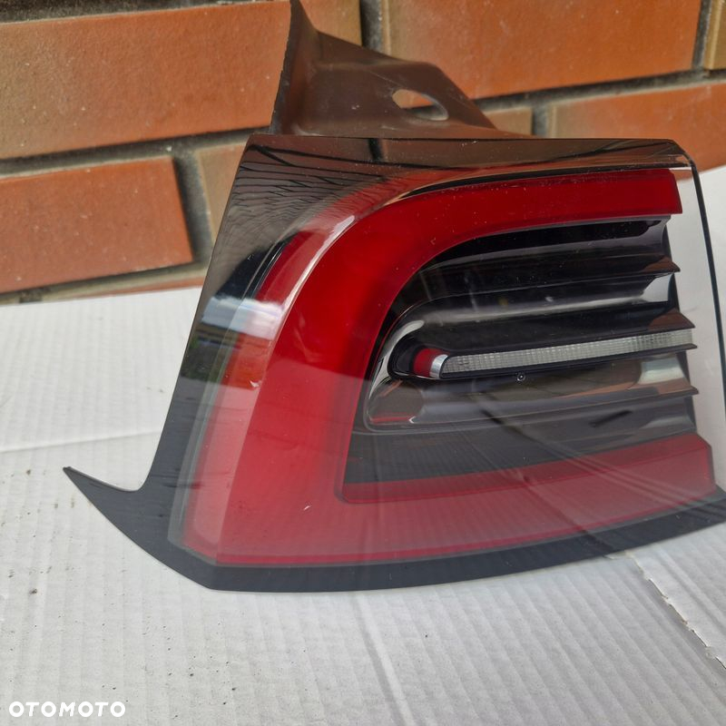 Lampa lewa tylna TESLA 3 LIFT tył lewy - 2