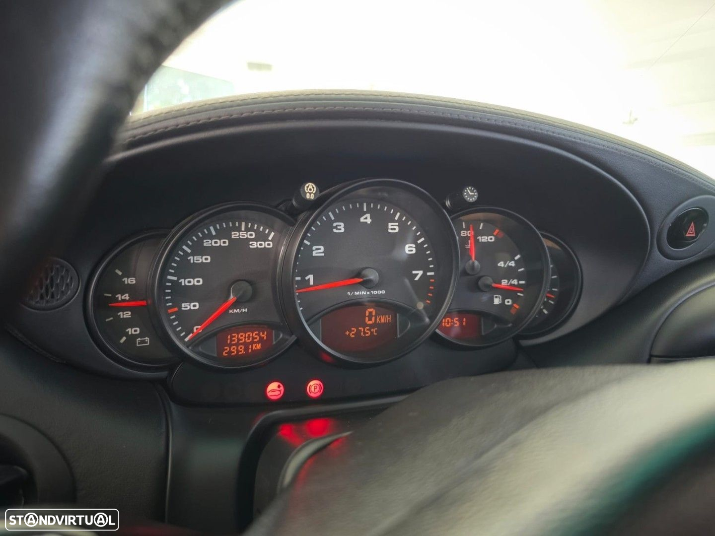 Porsche 911 (996) Carrera 4 Coupé - 34
