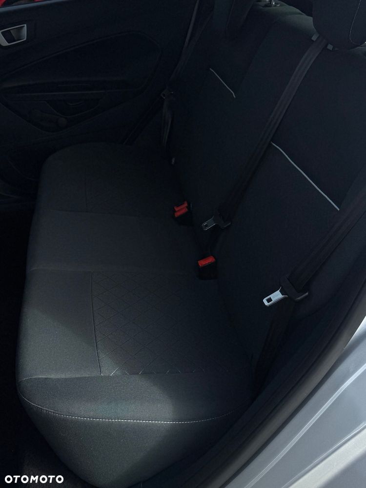 Ford Fiesta 1.4 Trend EU5 - 17