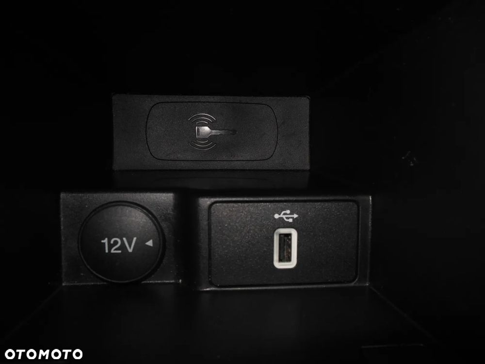 Ford Focus 1.0 EcoBoost STart-Stopp-System TITANIUM - 19