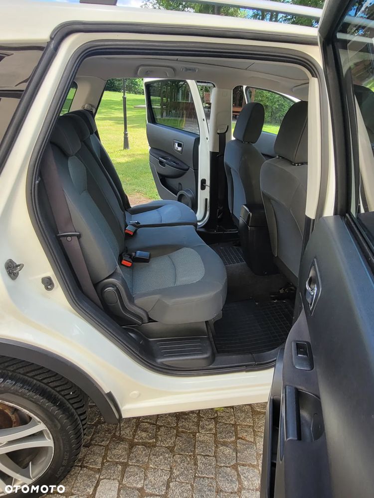 Nissan Qashqai+2 - 11