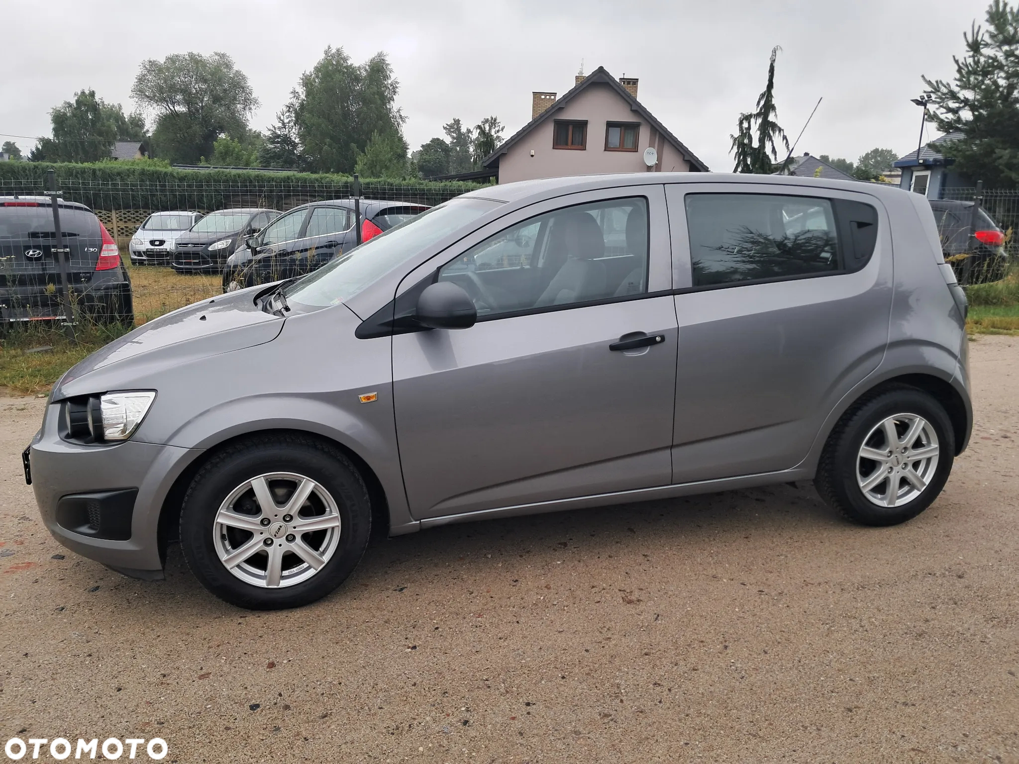 Chevrolet Aveo 1.2 LS+ - 4