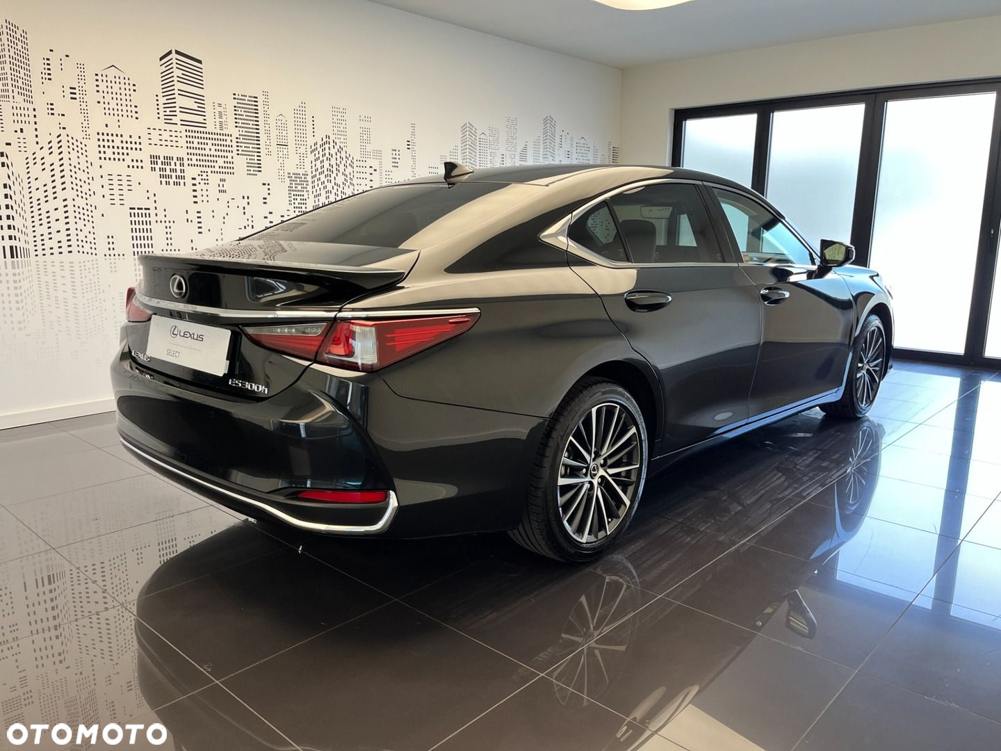 Lexus ES - 3