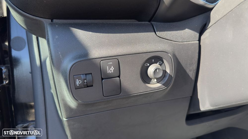 Citroën C3 1.2 PureTech Feel Pack - 21
