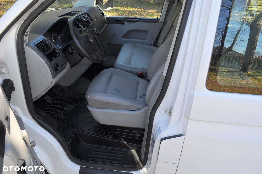 Volkswagen Transporter - 7