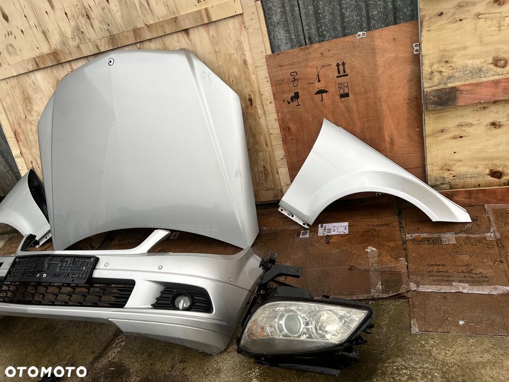 Mercedes w204 przód kompletny maska grill gril lampy lusterko c775 błotnik przedni prawy lewy przód zbiorniczek spryskiwaczy zderzak przedni pdc klapa bagażnika zderzak tył tylni lampa tył tylnią pas przedni kompletny z chłodnicami belka w204 c klasa próg zamek drzwi - 5