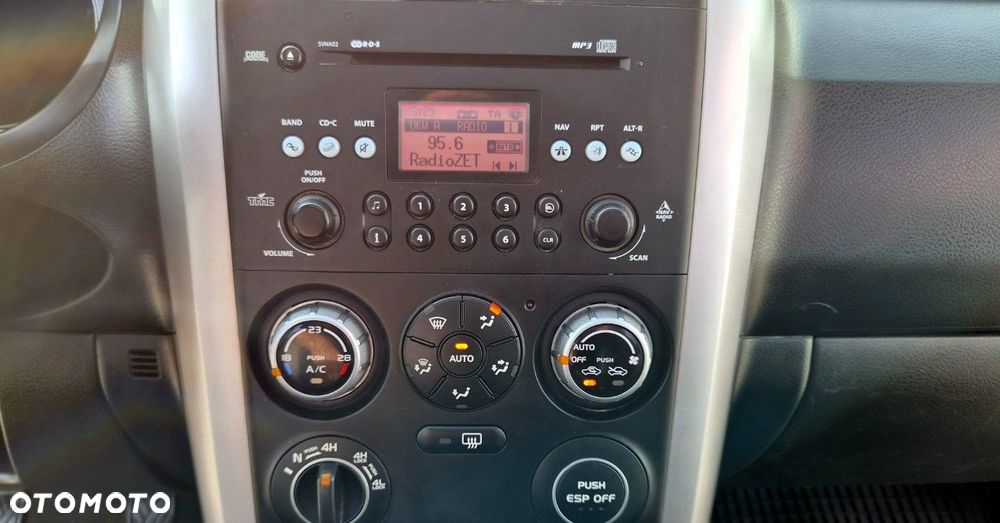 Suzuki Grand Vitara - 33