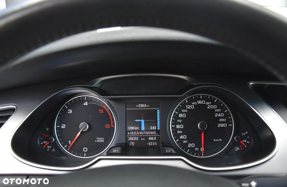 Audi A4 Avant 2.0 TDI DPF clean diesel Ambiente - 24