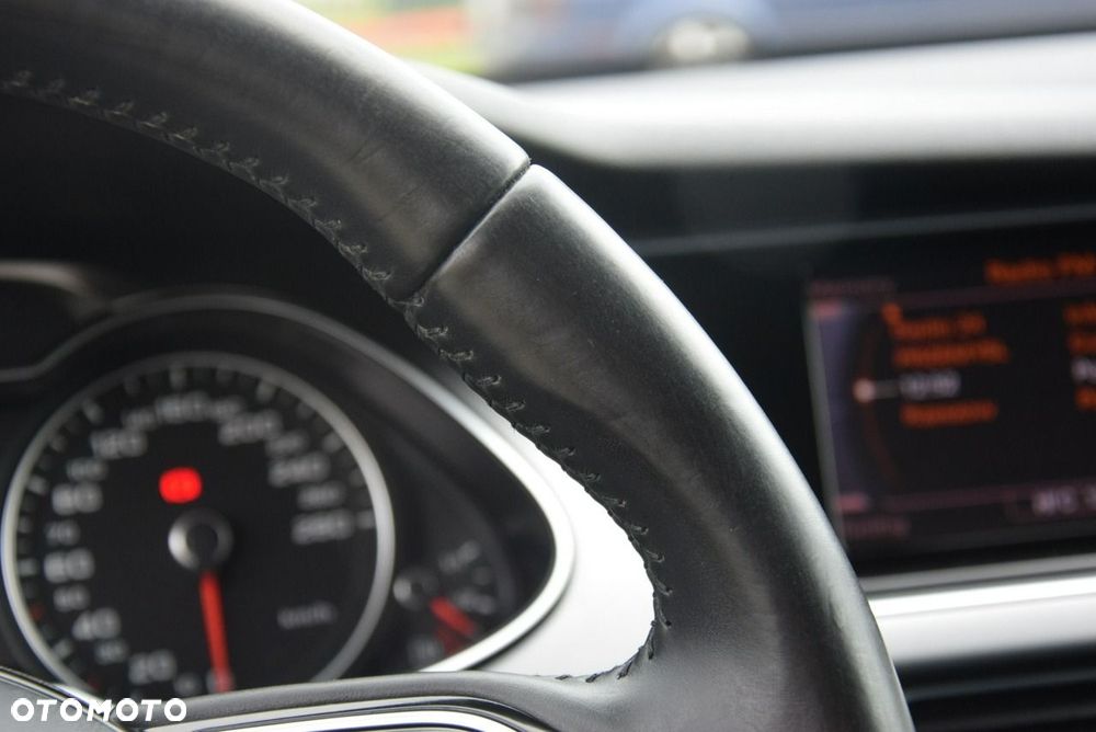 Audi A4 Avant 2.0 TDI Quattro - 40