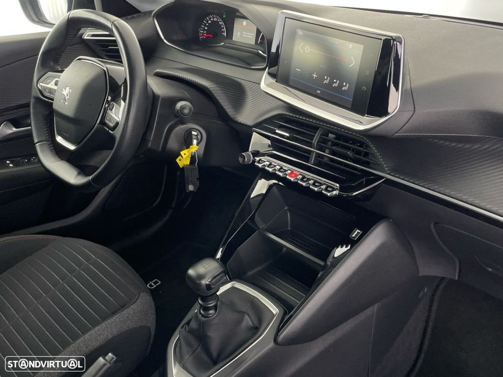 Peugeot 208 1.2 PureTech Active - 23